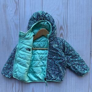 The North Face Girls Reversible Perrito Insulated Full-Zip Hood Jacket Size 2T?